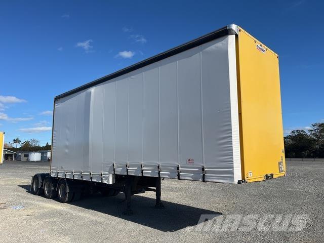 Fruehauf  Ponyvás pótkocsik