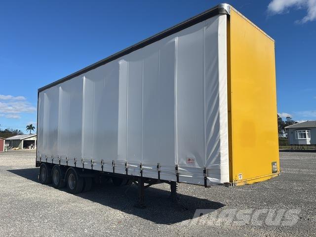 Fruehauf  Ponyvás pótkocsik