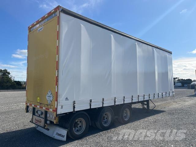 Fruehauf  Ponyvás pótkocsik