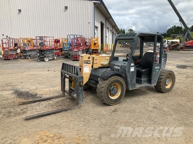 Gehl RS5-19 Teleszkópos rakodók