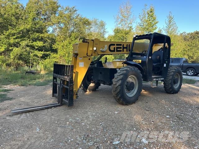 Gehl RS8-42 Teleszkópos rakodók