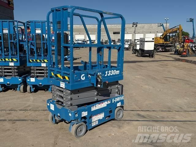 Genie GS-1330M Ollós emelők