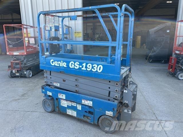 Genie GS-1930 Ollós emelők