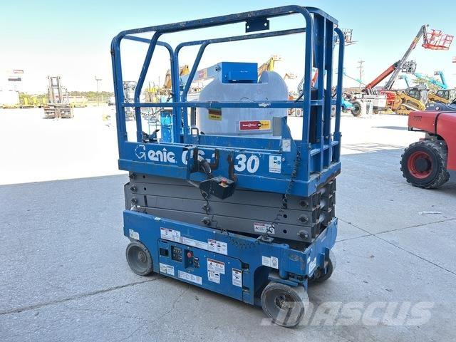 Genie GS-1930 Ollós emelők