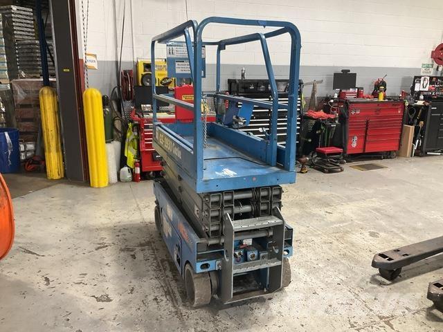 Genie GS-1930 Ollós emelők