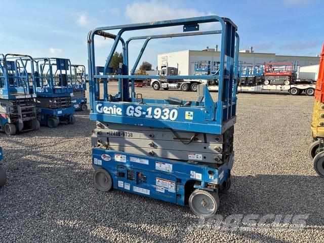 Genie GS-1930 Ollós emelők