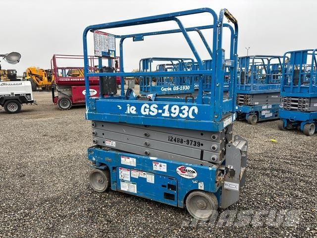 Genie GS-1930 Ollós emelők