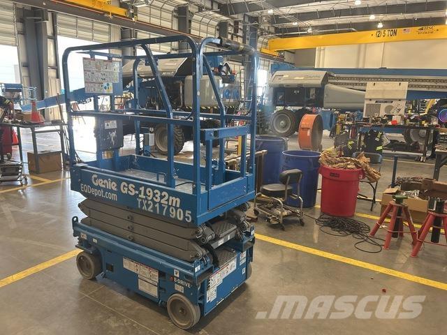 Genie GS-1932m Ollós emelők