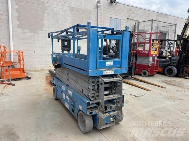 Genie GS-2632 Ollós emelők
