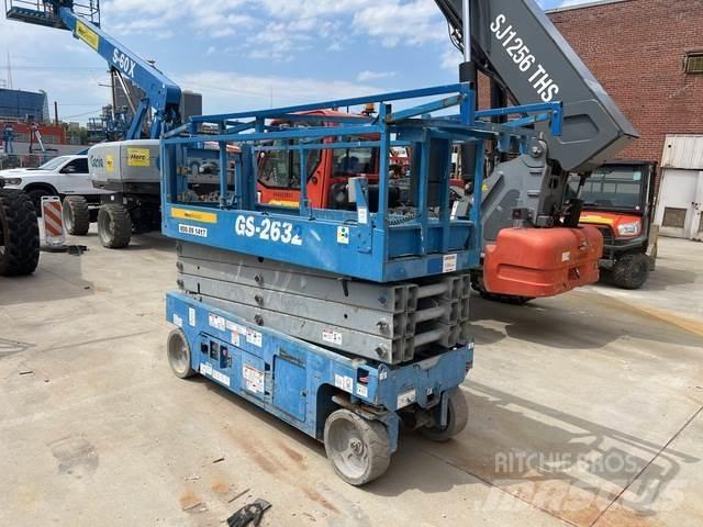 Genie GS-2632 Ollós emelők