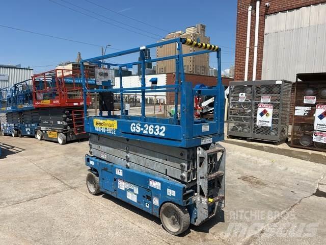 Genie GS-2632 Ollós emelők