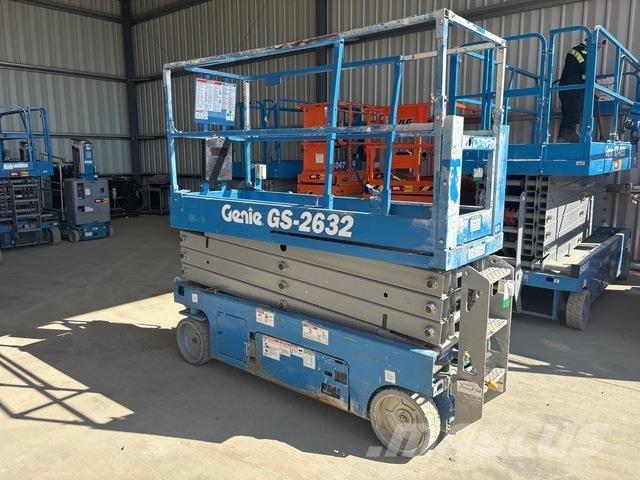 Genie GS-2632 Ollós emelők