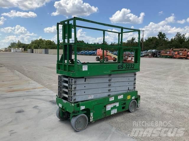 Genie GS-3232 Ollós emelők