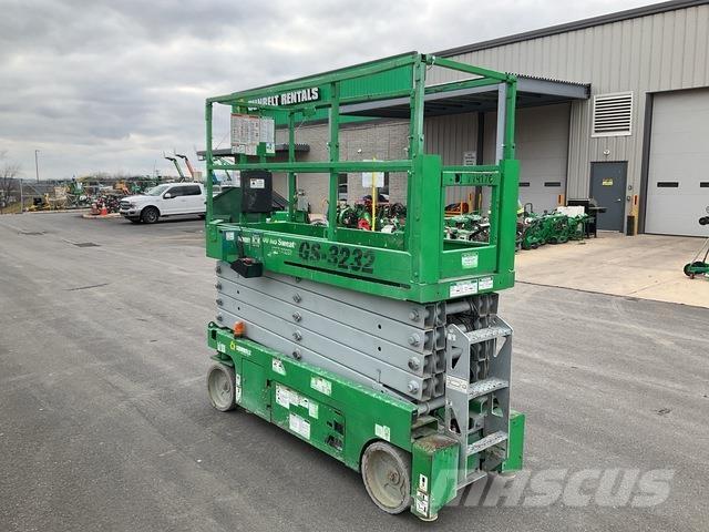 Genie GS-3232 Ollós emelők