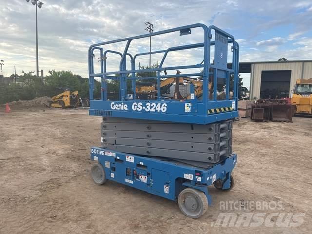 Genie GS-3246 Ollós emelők
