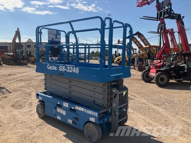 Genie GS-3246 Ollós emelők