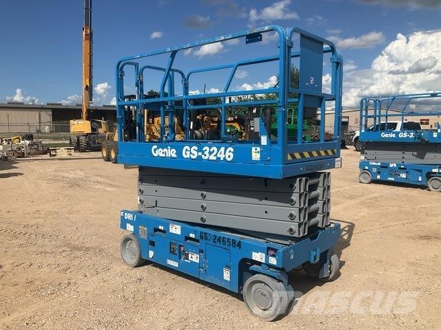 Genie GS-3246 Ollós emelők
