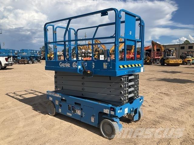 Genie GS-3246 Ollós emelők