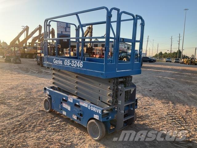 Genie GS-3246 Ollós emelők