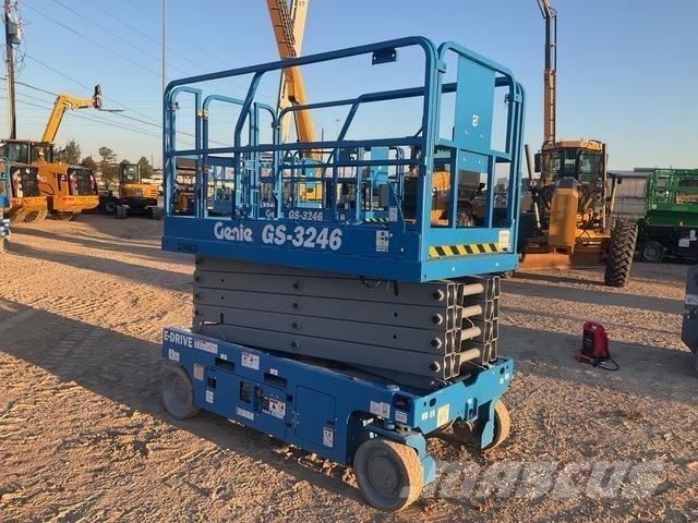 Genie GS-3246 Ollós emelők