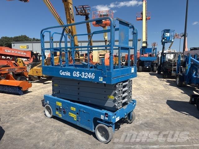 Genie GS-3246 Ollós emelők