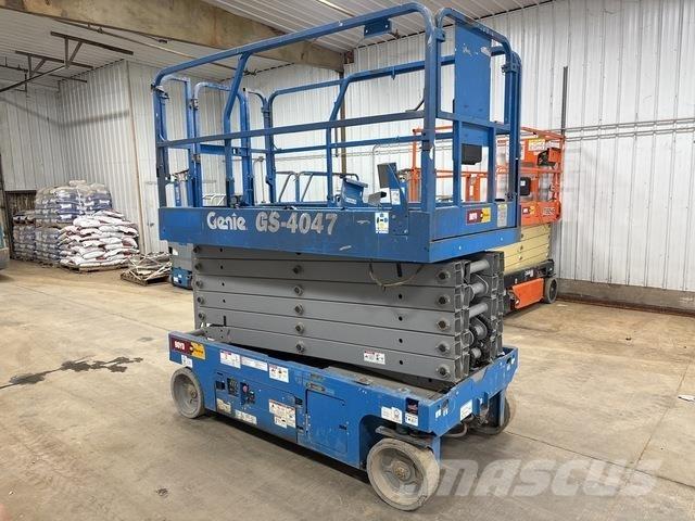 Genie GS-4047 Ollós emelők