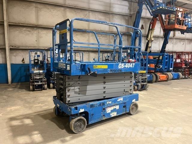 Genie GS-4047 Ollós emelők