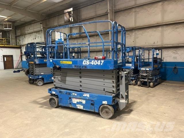 Genie GS-4047 Ollós emelők