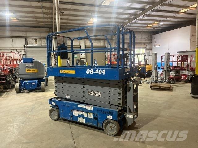 Genie GS-4047 Ollós emelők