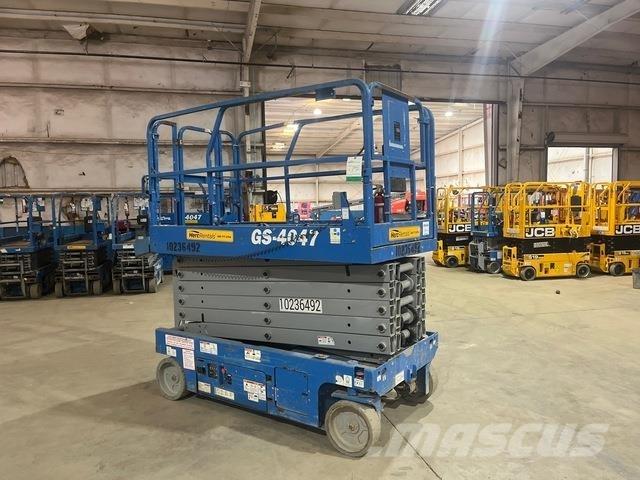 Genie GS-4047 Ollós emelők