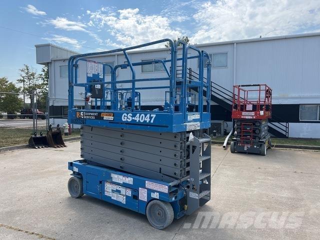 Genie GS-4047 Ollós emelők