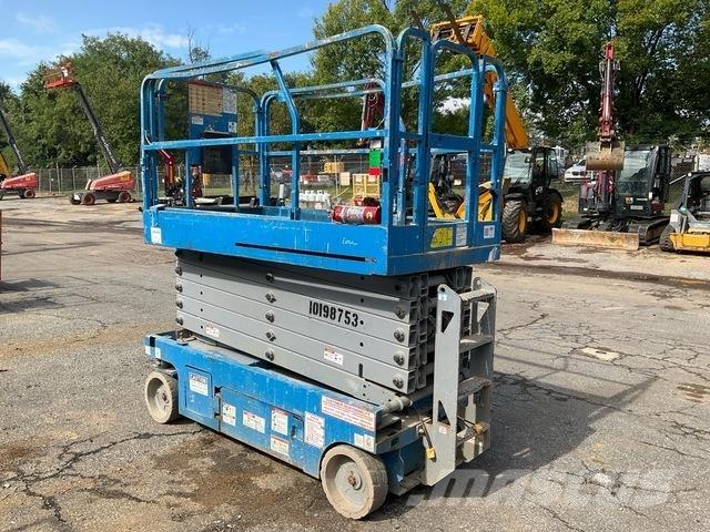 Genie GS-4047 Ollós emelők