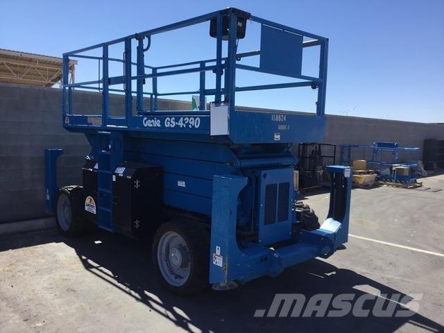 Genie GS-4390 Ollós emelők