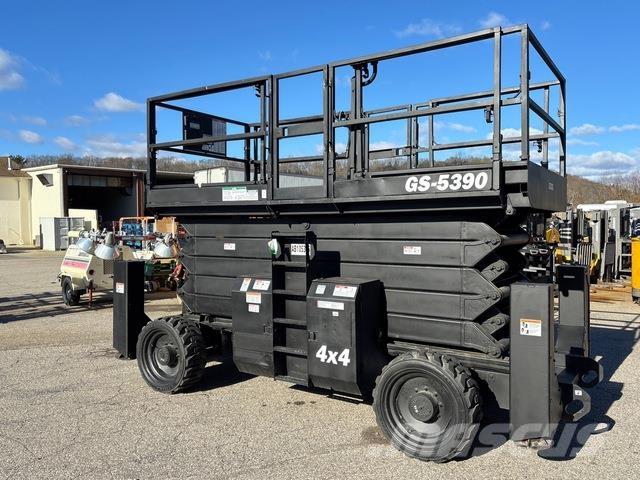 Genie GS-5390 Ollós emelők