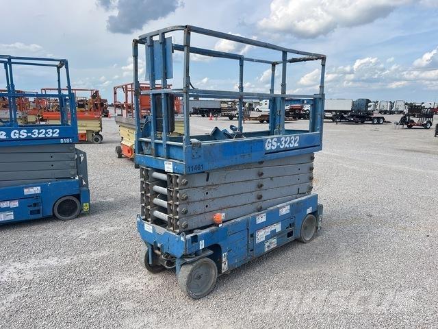 Genie GS3232 Ollós emelők