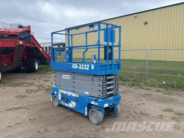 Genie GS3232 Ollós emelők
