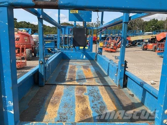 Genie GS3232 Ollós emelők