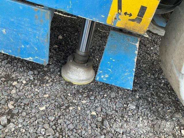 Genie GS3232 Ollós emelők