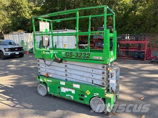 Genie GS3232 Ollós emelők