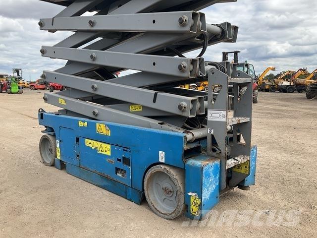 Genie GS3232 Ollós emelők