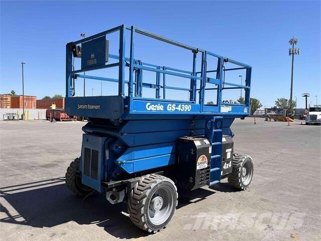 Genie GS4390RT Ollós emelők