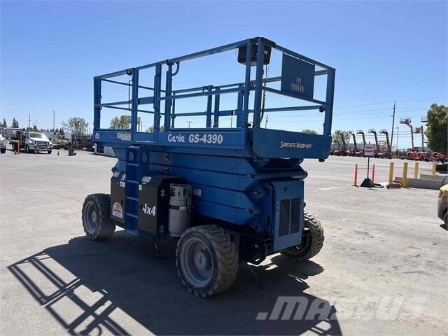 Genie GS4390RT Ollós emelők