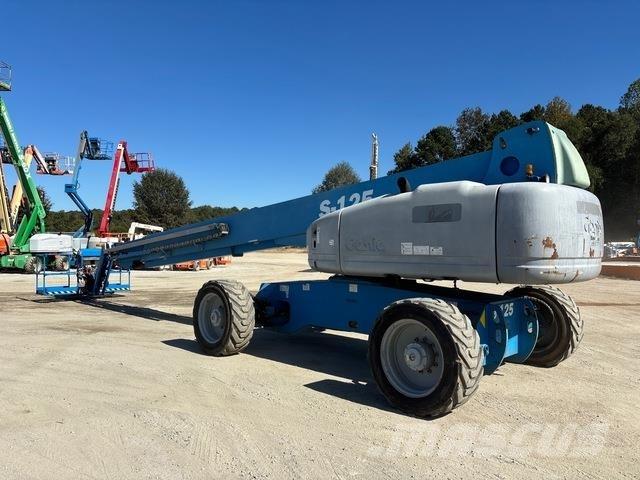 Genie S-125 Teleszkópos emelők