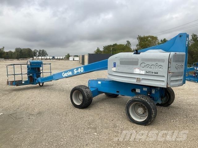 Genie S-40 Teleszkópos emelők