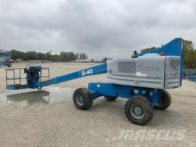 Genie S-40 Teleszkópos emelők