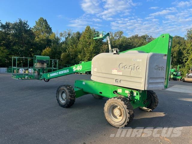 Genie S-40 Teleszkópos emelők