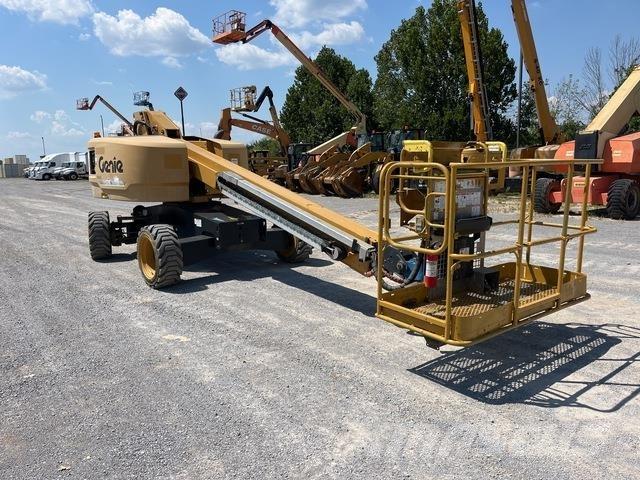 Genie S-40XC Teleszkópos emelők