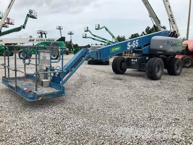 Genie S-65 Teleszkópos emelők