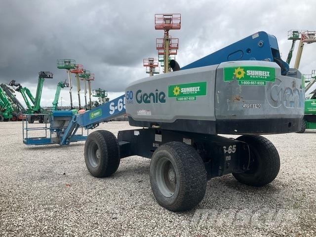 Genie S-65 Teleszkópos emelők