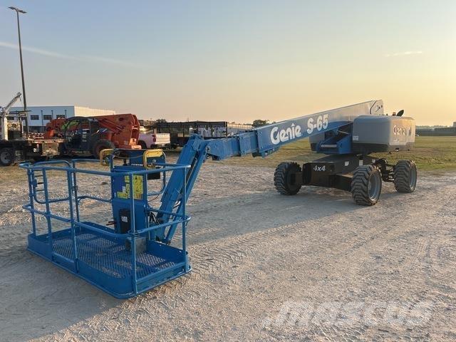 Genie S-65 Teleszkópos emelők